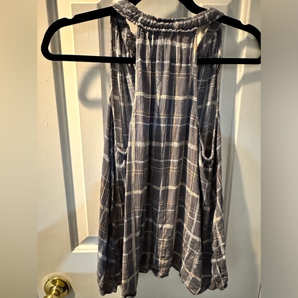 Lauren Conrad Babydoll top - Picture 2 of 3